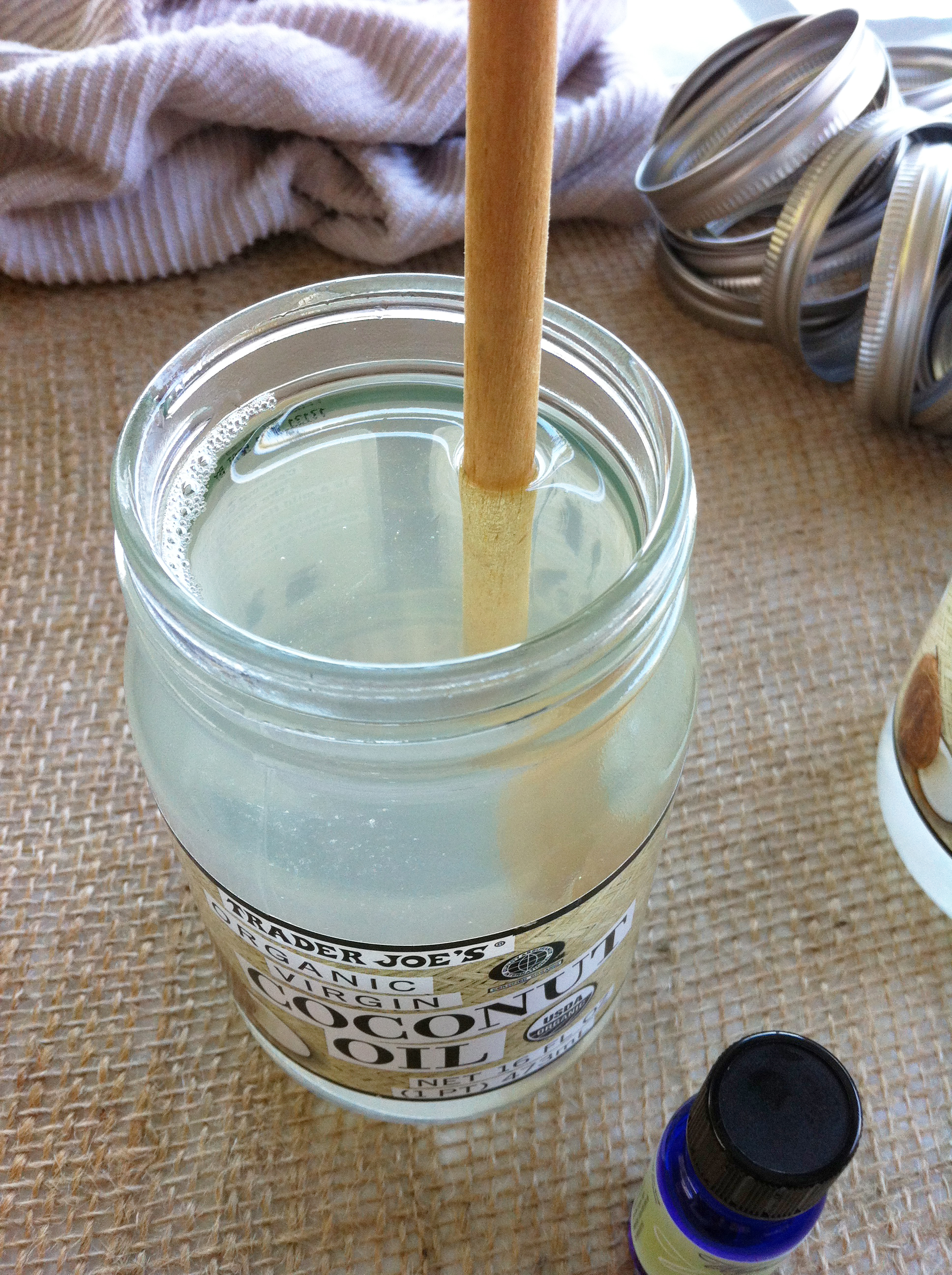 How to Make Your Own Coconut Oil Moisturizer