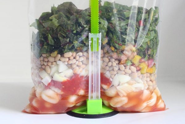 25 Crockpot Freezer Meals with Five Ingredients or Less