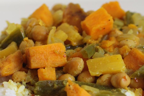 Freezer to Slow Cooker Thai Pineapple Curry