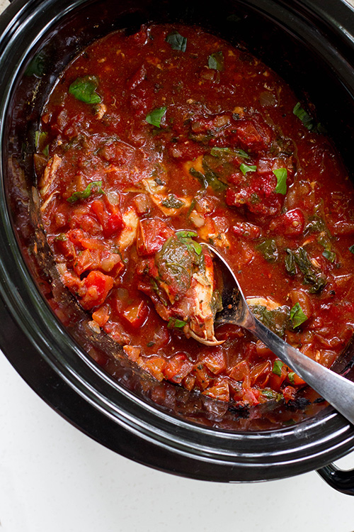 Crockpot Tuscan Chicken with Fresh Tomatoes